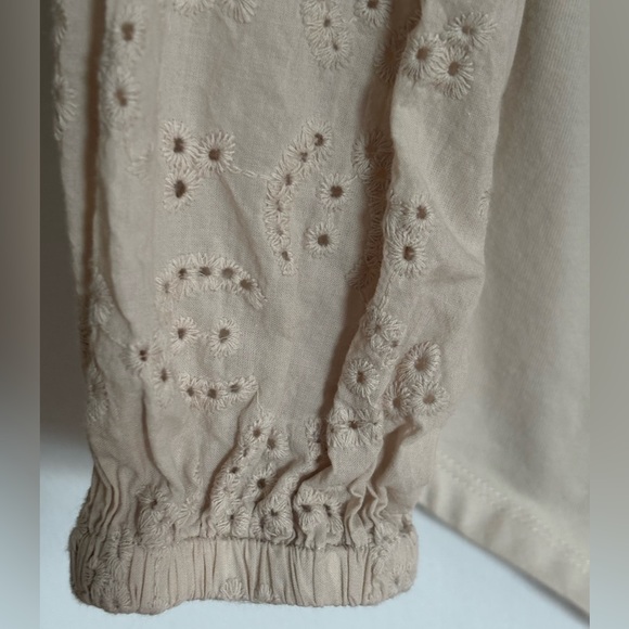 Bell By Kim Gravel Eyelet Women's Top - Picture 4 of 6